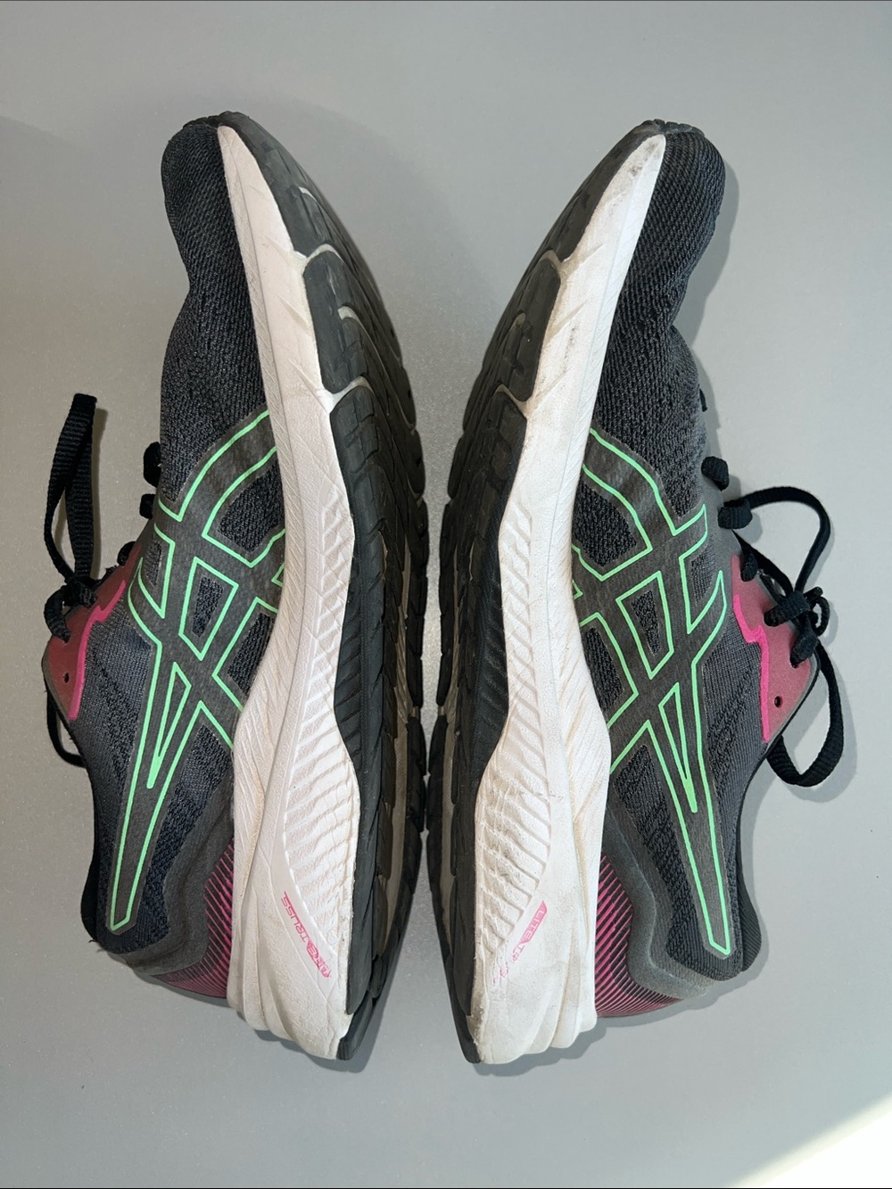 Asics Shoe Bundle - Picture 10 of 15